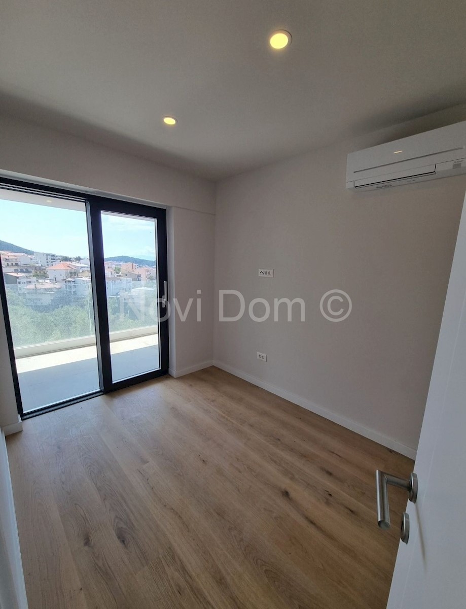 Apartmán Na predaj - SPLITSKO-DALMATINSKA  MAKARSKA 