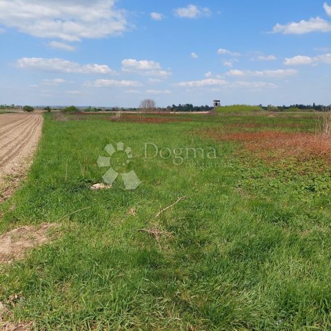 Zemljište na prodaju 2691 m² – Hrašćica