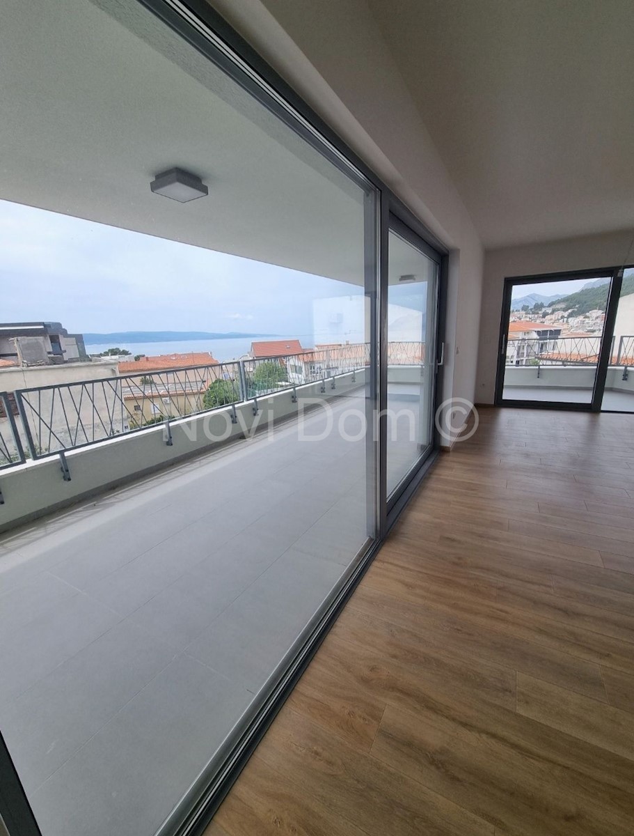 Apartment Zu verkaufen - SPLITSKO-DALMATINSKA  BAŠKA VODA 