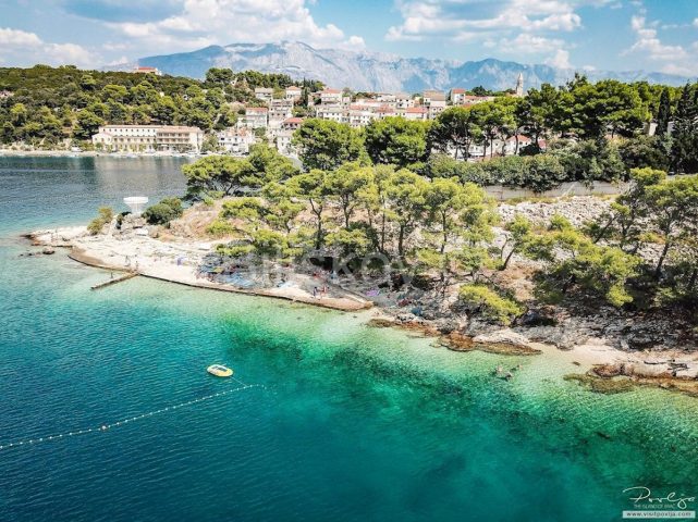Land for sale 2700 m² – Povlja