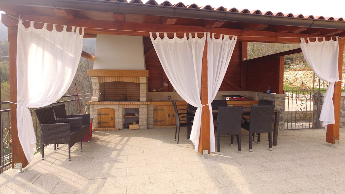 House For sale - PRIMORSKO-GORANSKA  MOŠĆENIČKA DRAGA 