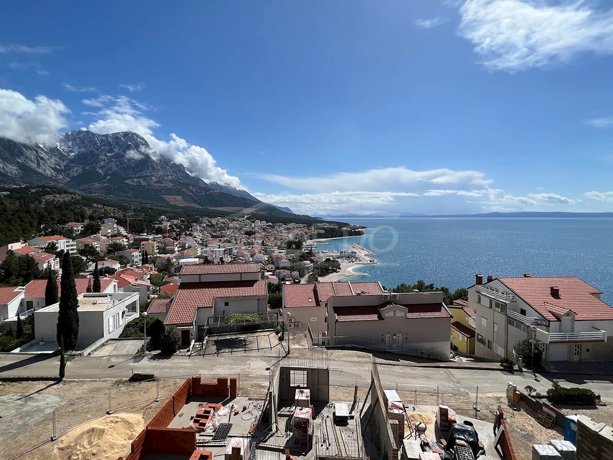 Apartment Zu verkaufen - SPLITSKO-DALMATINSKA  BAŠKA VODA 