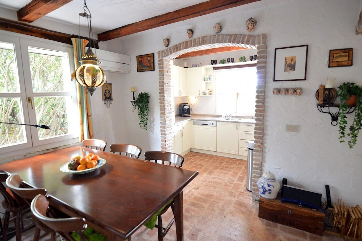 House For sale - ISTARSKA  TAR-VABRIGA 