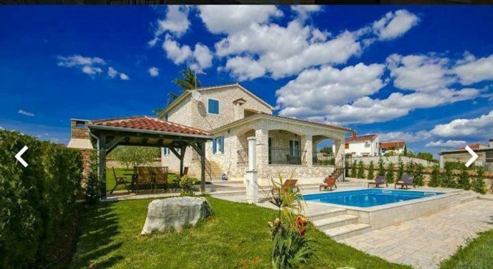 Kuća na prodaju 145 m² – Kaštelir