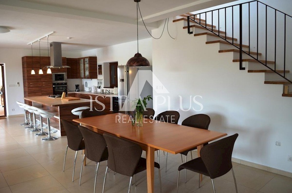 Maison À vendre - ISTARSKA  SVETI LOVREČ 