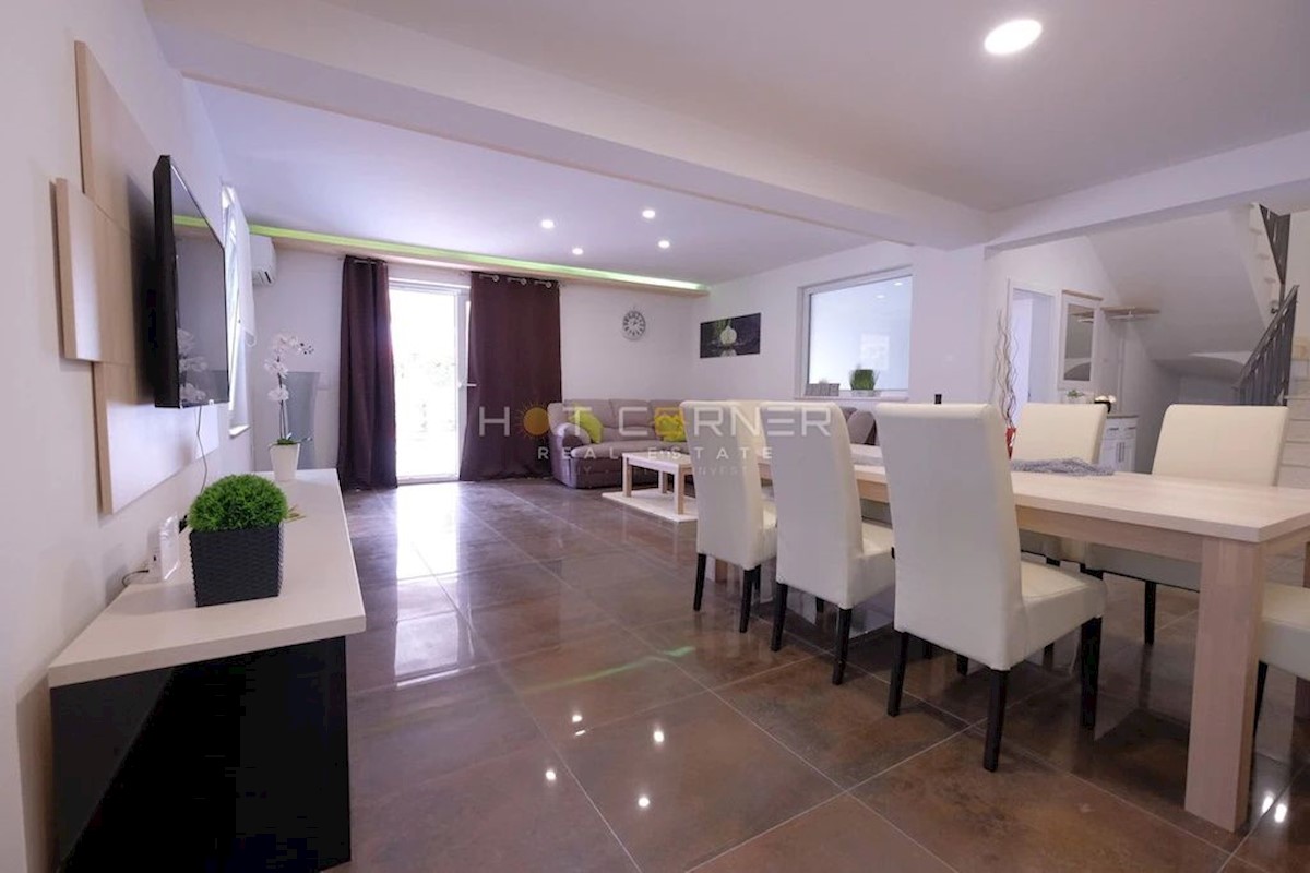 Casa In vendita - ISTARSKA  SVETVINČENAT 