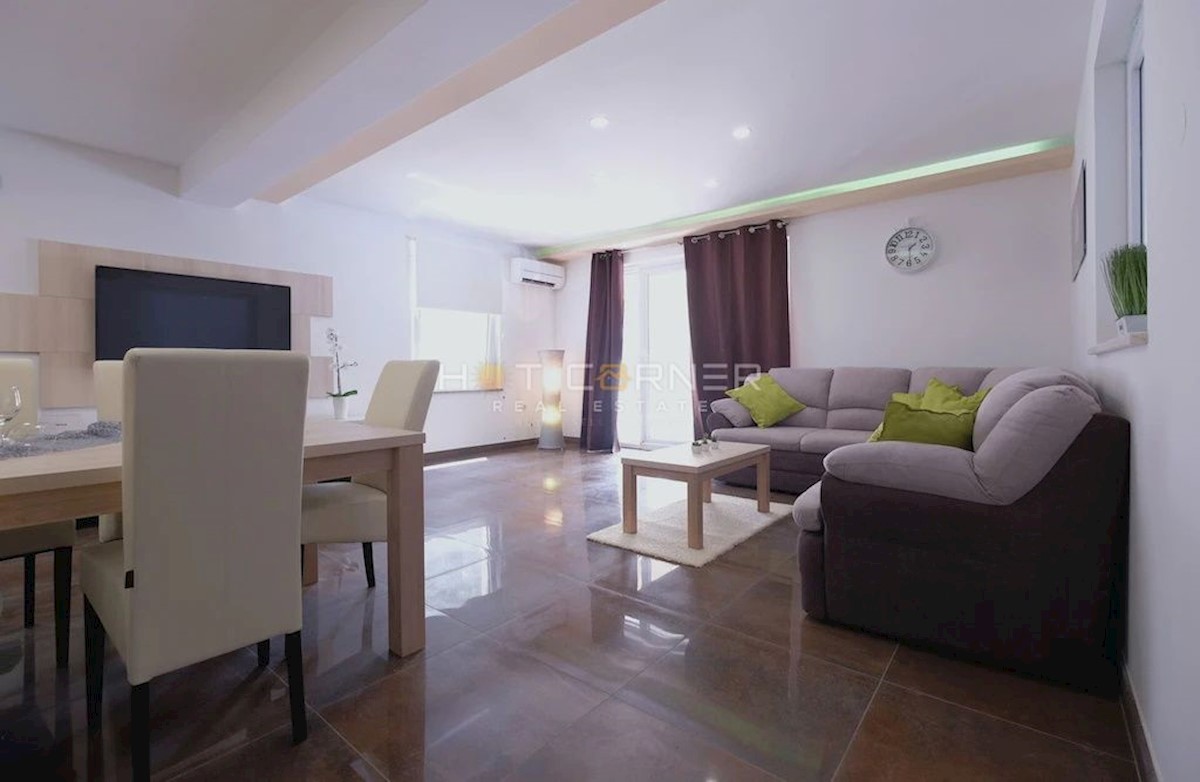 Casa In vendita - ISTARSKA  SVETVINČENAT 