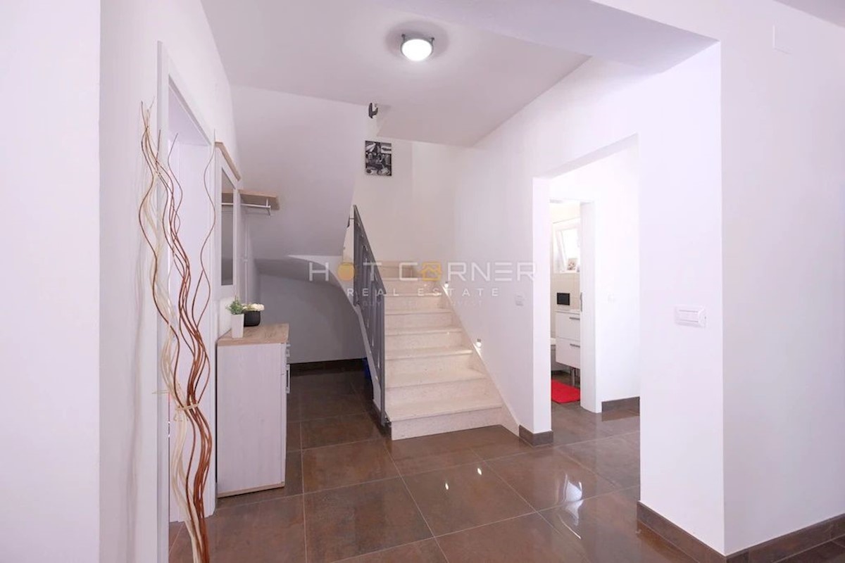 Casa In vendita - ISTARSKA  SVETVINČENAT 