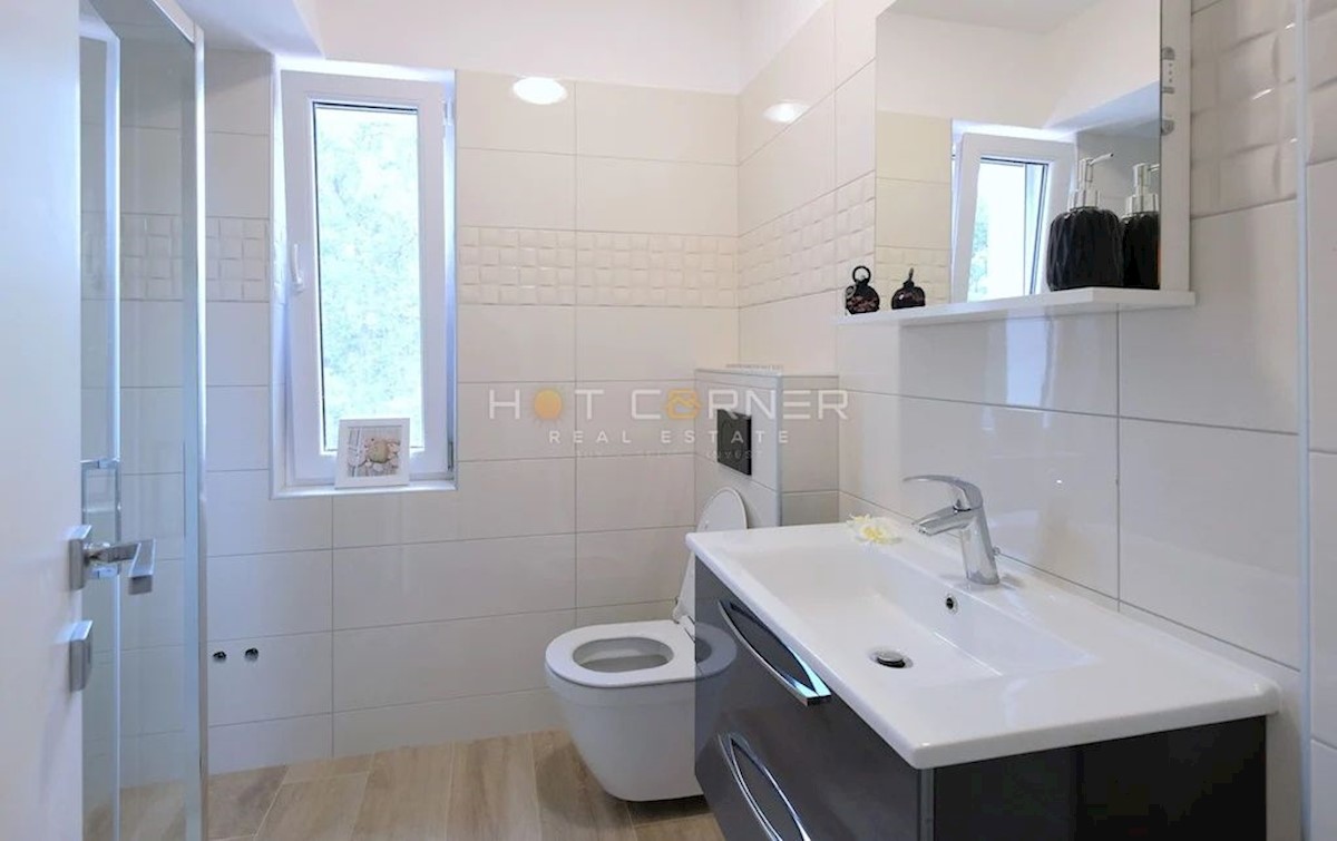 Casa In vendita - ISTARSKA  SVETVINČENAT 