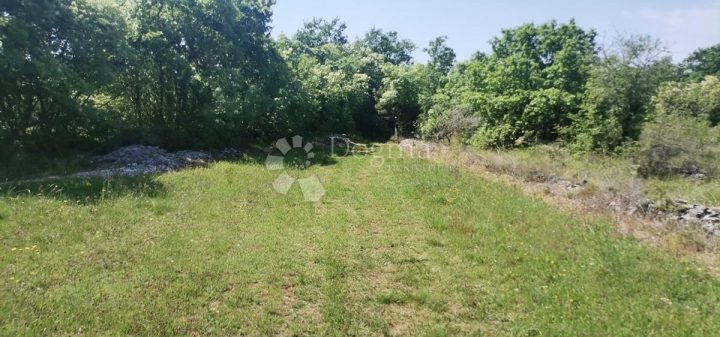 Land for sale 6370 m² – Vodnjan