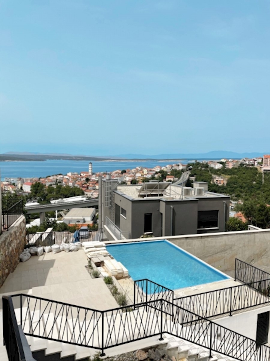 Apartma Na predaj - PRIMORSKO-GORANSKA  CRIKVENICA 