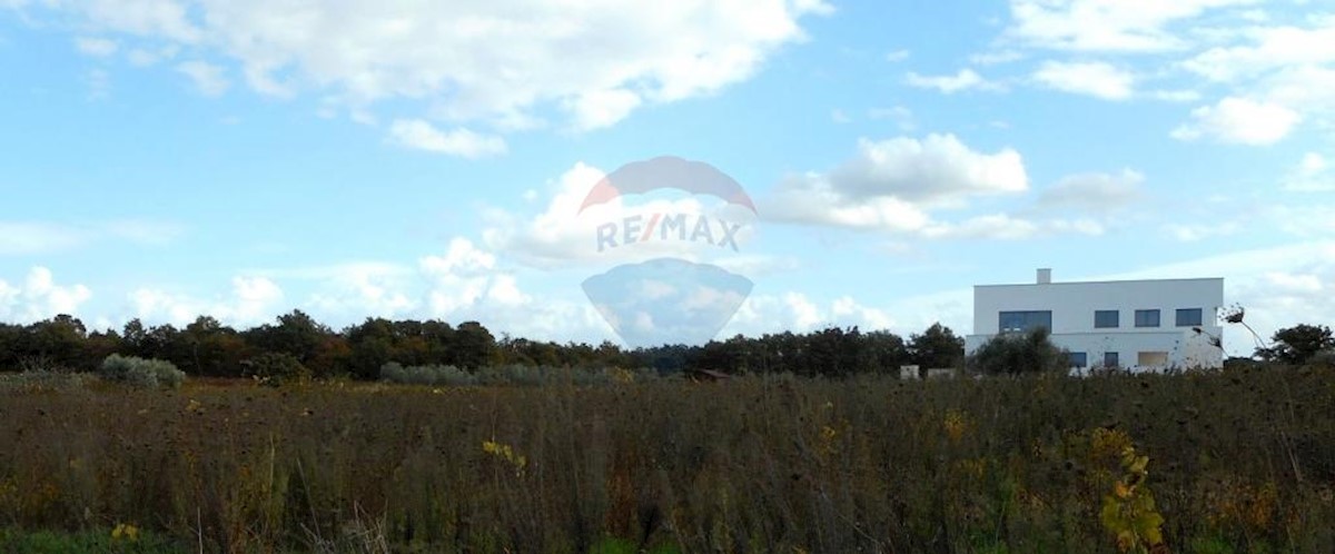 Land For sale ČERVAR-PORAT