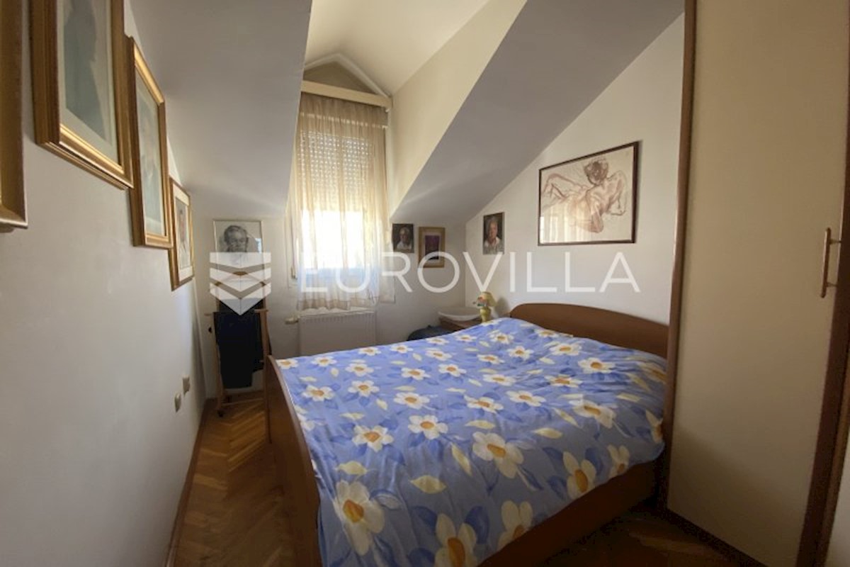 Apartma Na predaj - SPLITSKO-DALMATINSKA  SPLIT 