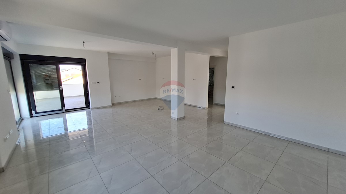 Flat For sale - ŠIBENSKO-KNINSKA  VODICE 