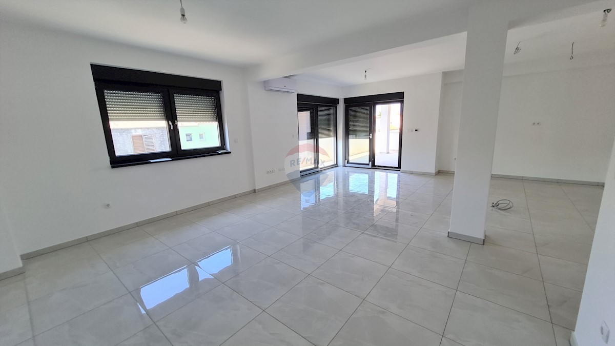 Flat For sale - ŠIBENSKO-KNINSKA  VODICE 