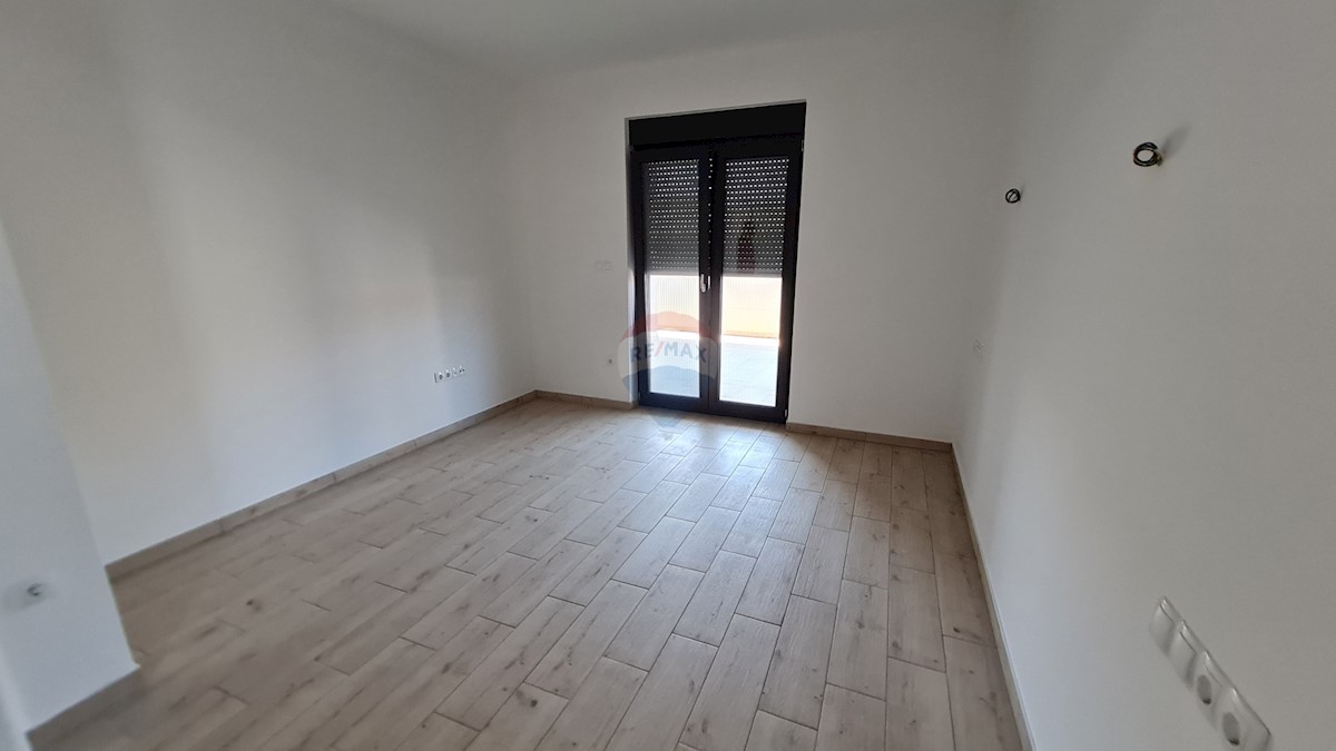 Flat For sale - ŠIBENSKO-KNINSKA  VODICE 