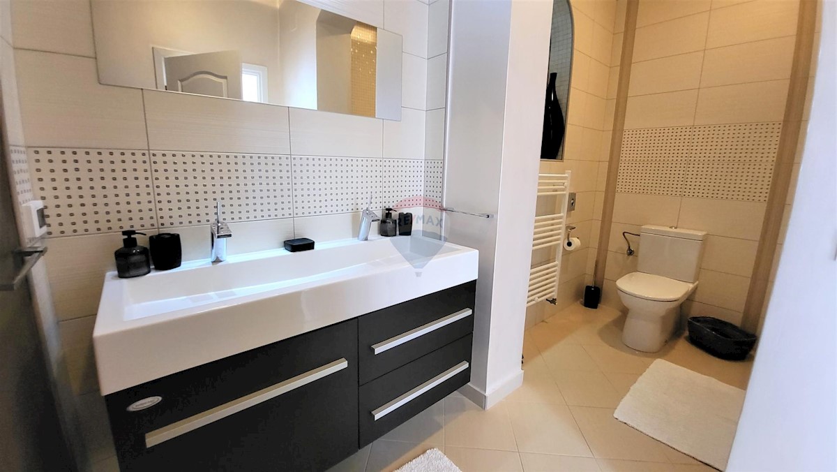 Haus Zu verkaufen - ISTARSKA  UMAG 