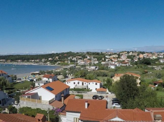 Hiša na predaj 349 m² – Lopar