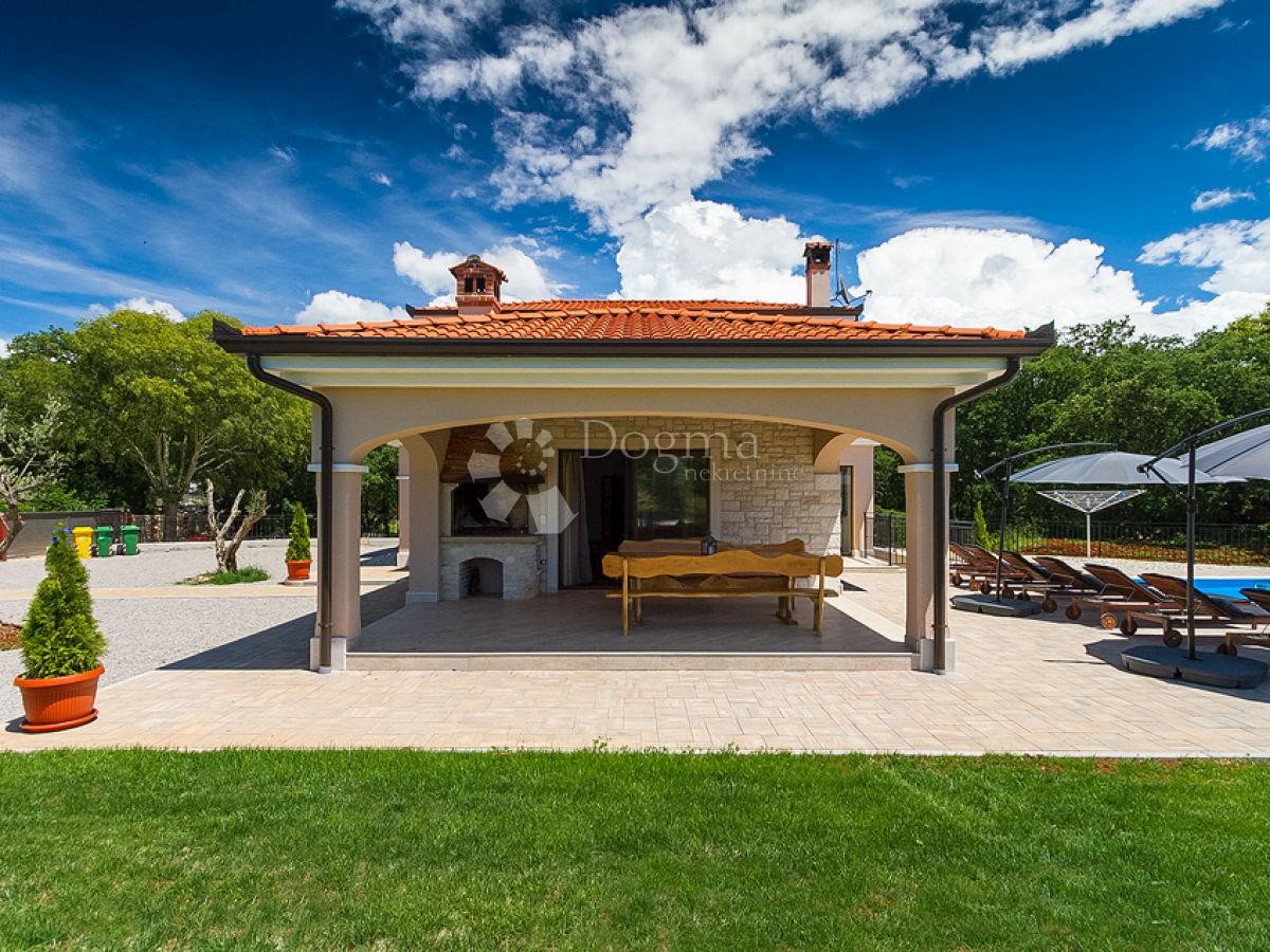 Casa In vendita - ISTARSKA  ROVINJ 