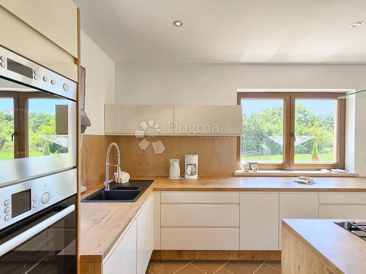 Casa In vendita - ISTARSKA  ROVINJ 