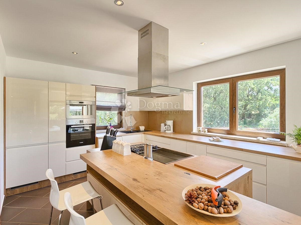 Casa In vendita - ISTARSKA  ROVINJ 