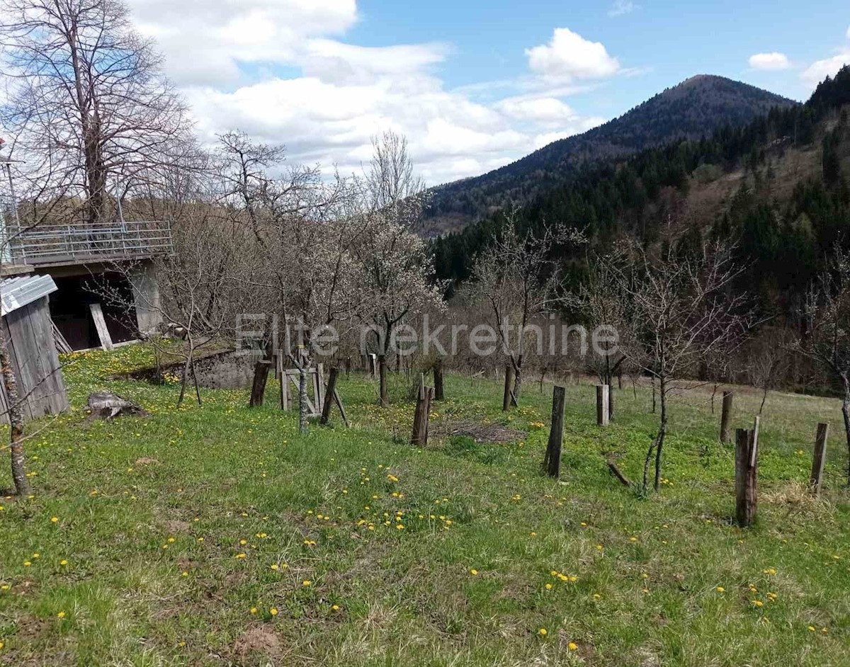 Haus Zu verkaufen - PRIMORSKO-GORANSKA  RAVNA GORA 