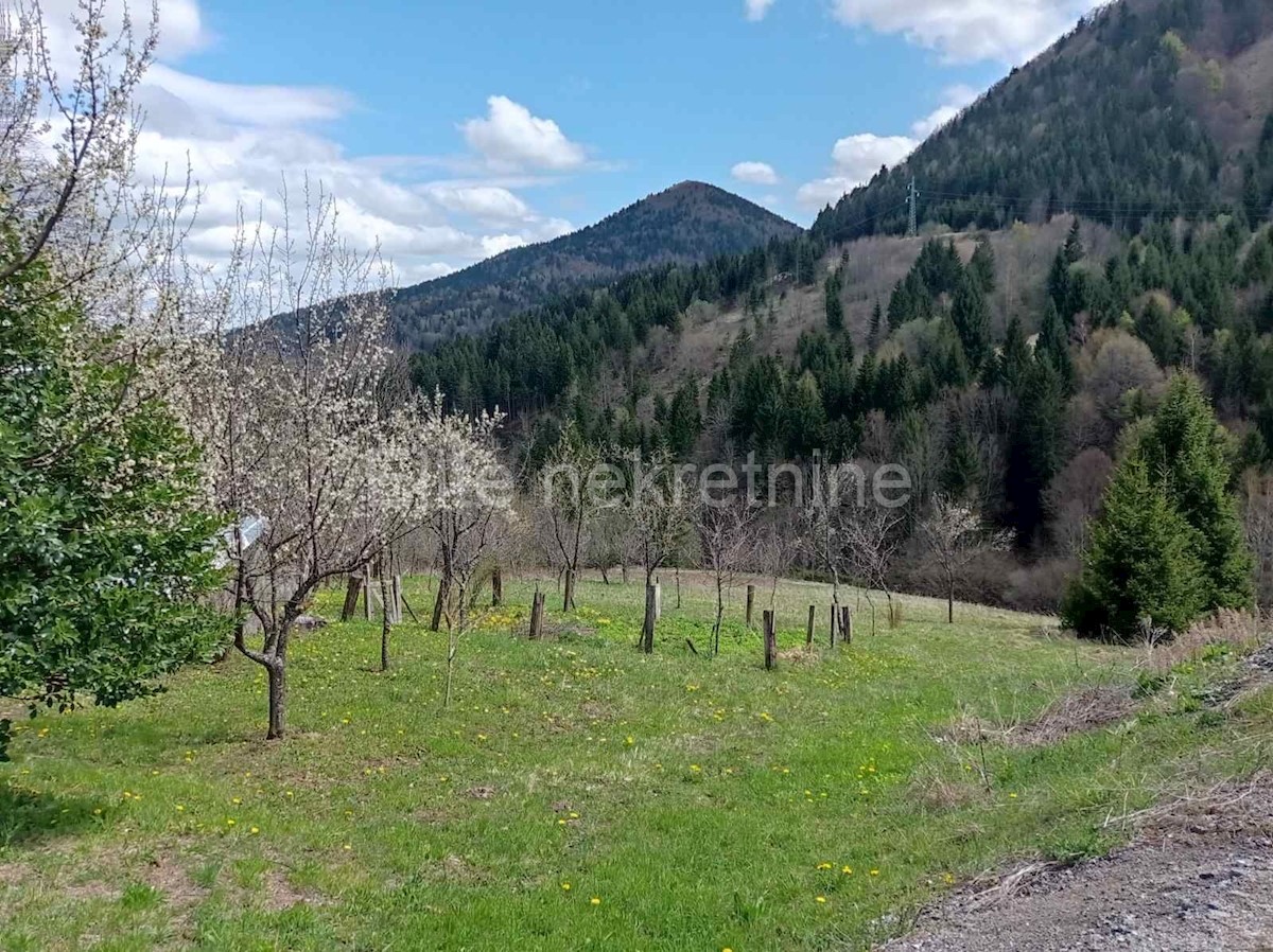 Haus Zu verkaufen - PRIMORSKO-GORANSKA  RAVNA GORA 