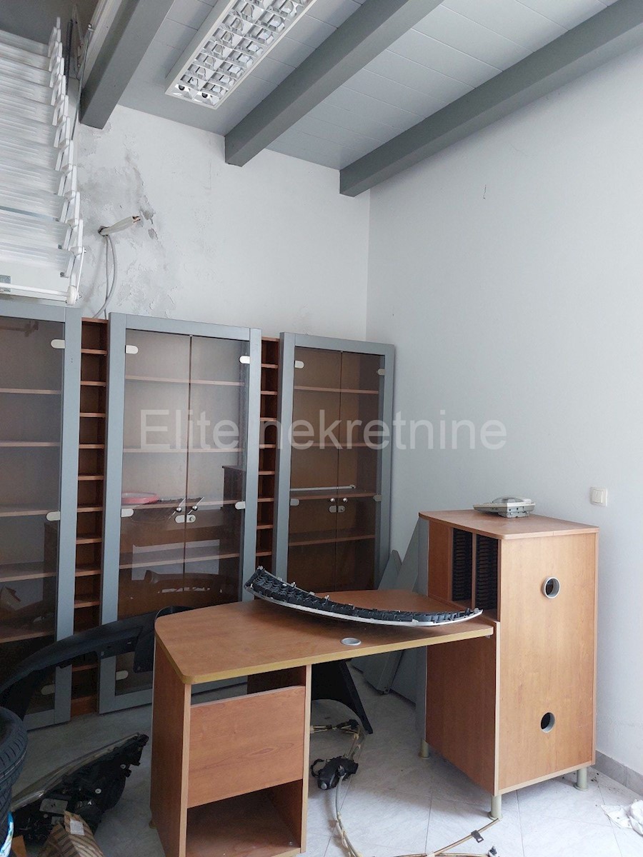 Business premises For rent - PRIMORSKO-GORANSKA  KOSTRENA 