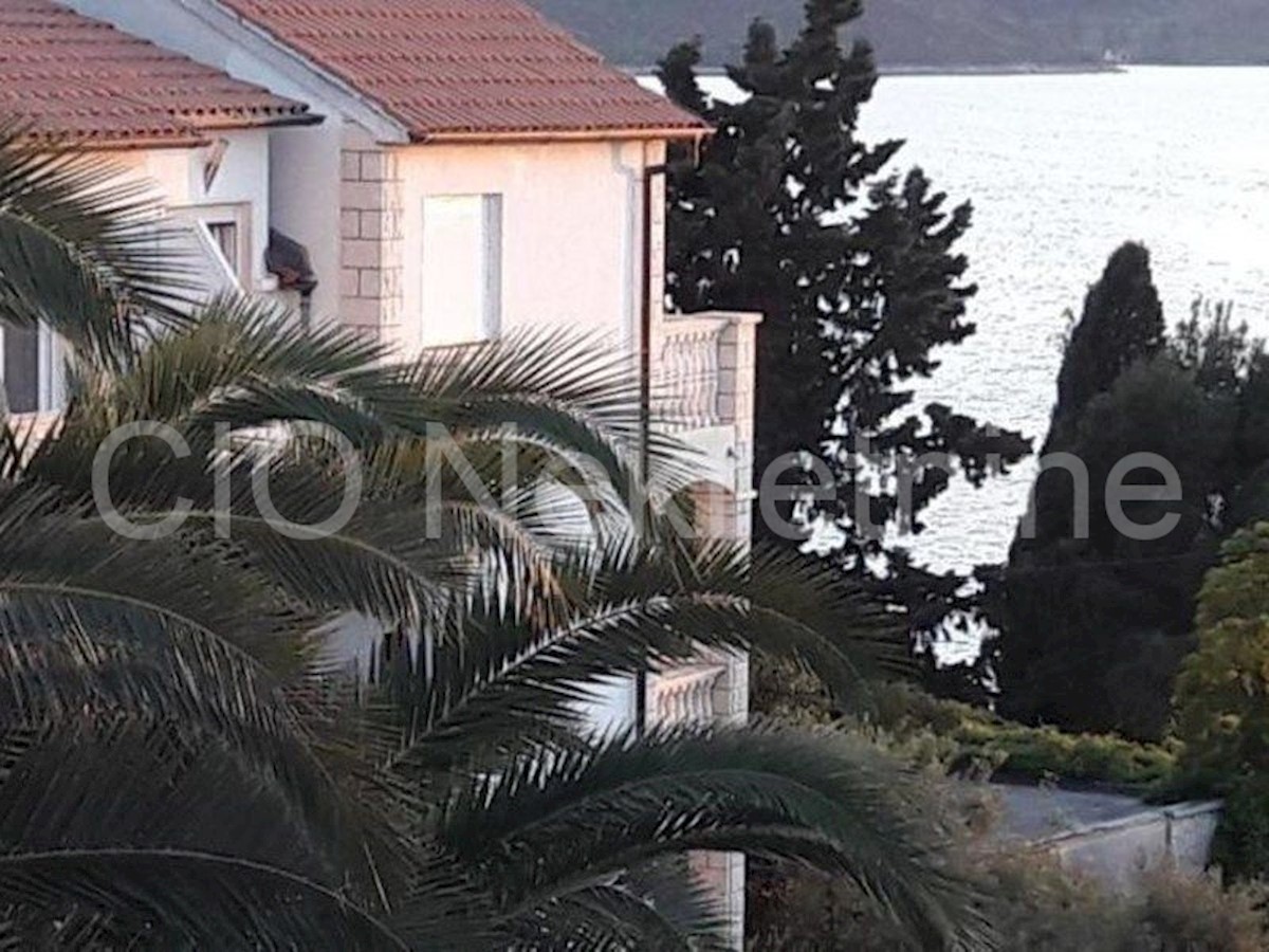 Casa In vendita - SPLITSKO-DALMATINSKA  ČIOVO 