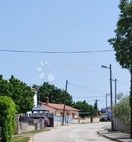 Pozemok Na predaj - Istarska Višnjan - foto 2/4