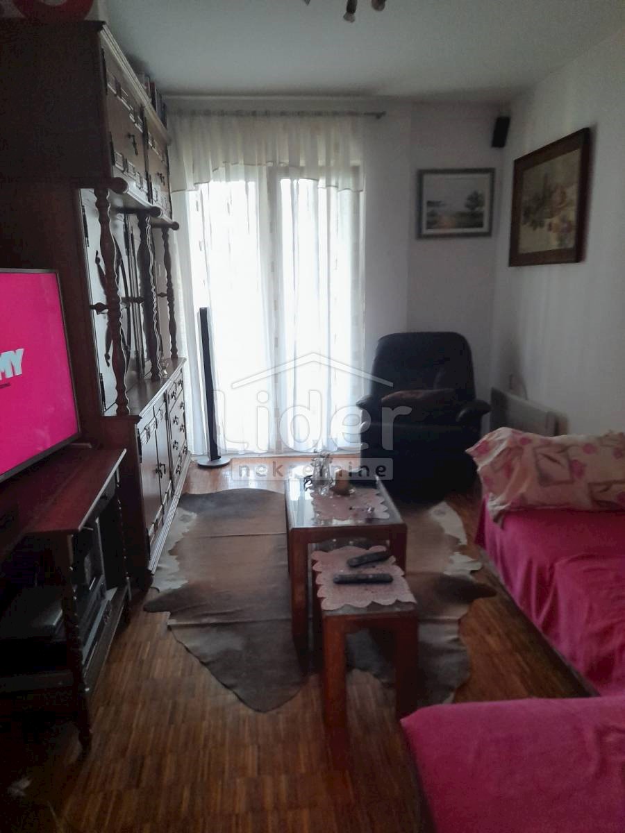 Apartma Na predaj - PRIMORSKO-GORANSKA  CRIKVENICA 