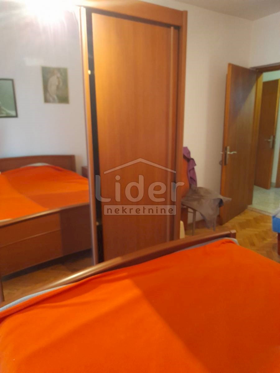 Apartma Na predaj - PRIMORSKO-GORANSKA  CRIKVENICA 