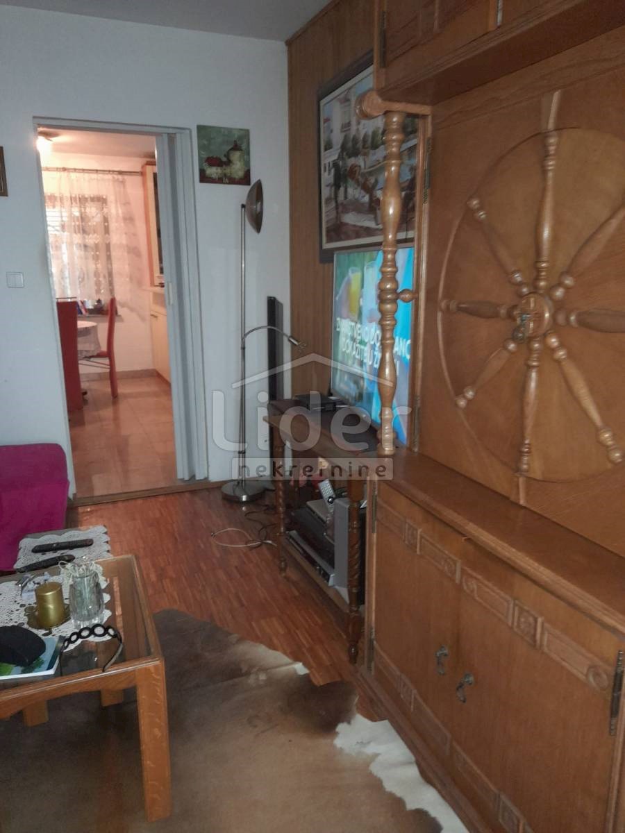 Apartma Na predaj - PRIMORSKO-GORANSKA  CRIKVENICA 