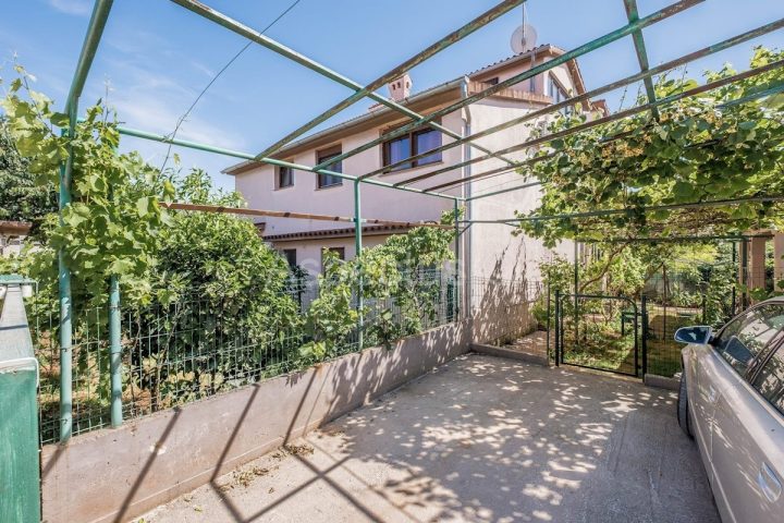 Kuća na prodaju 500 m² – Medulin
