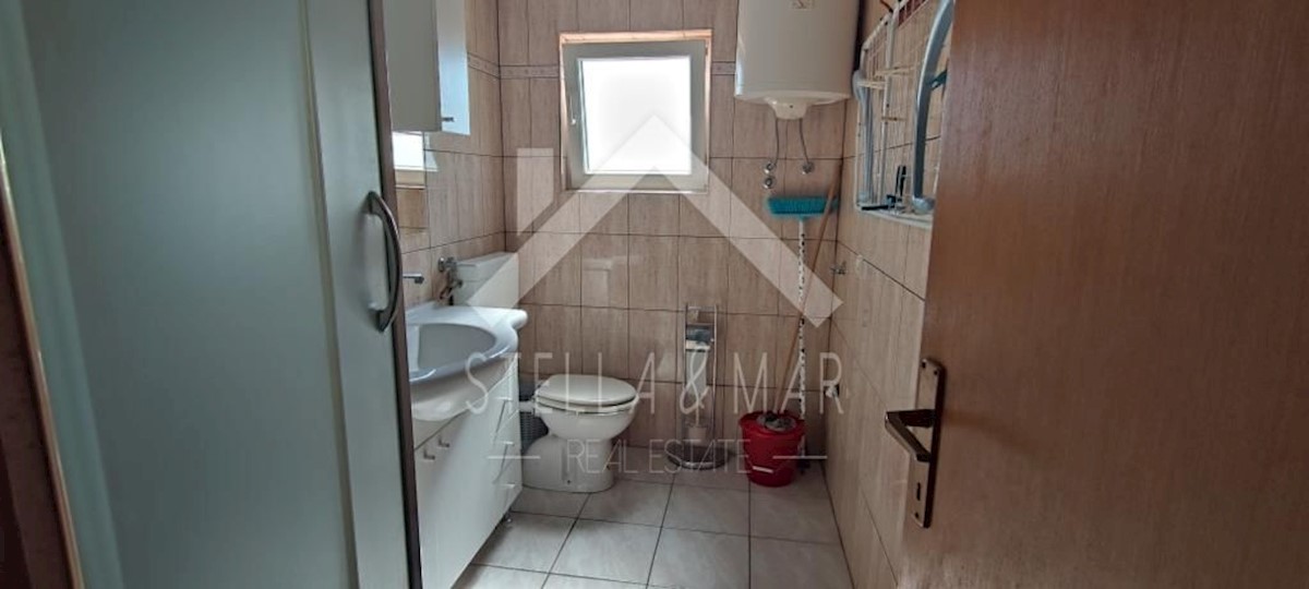 Maison À vendre - ZADARSKA  VIR 