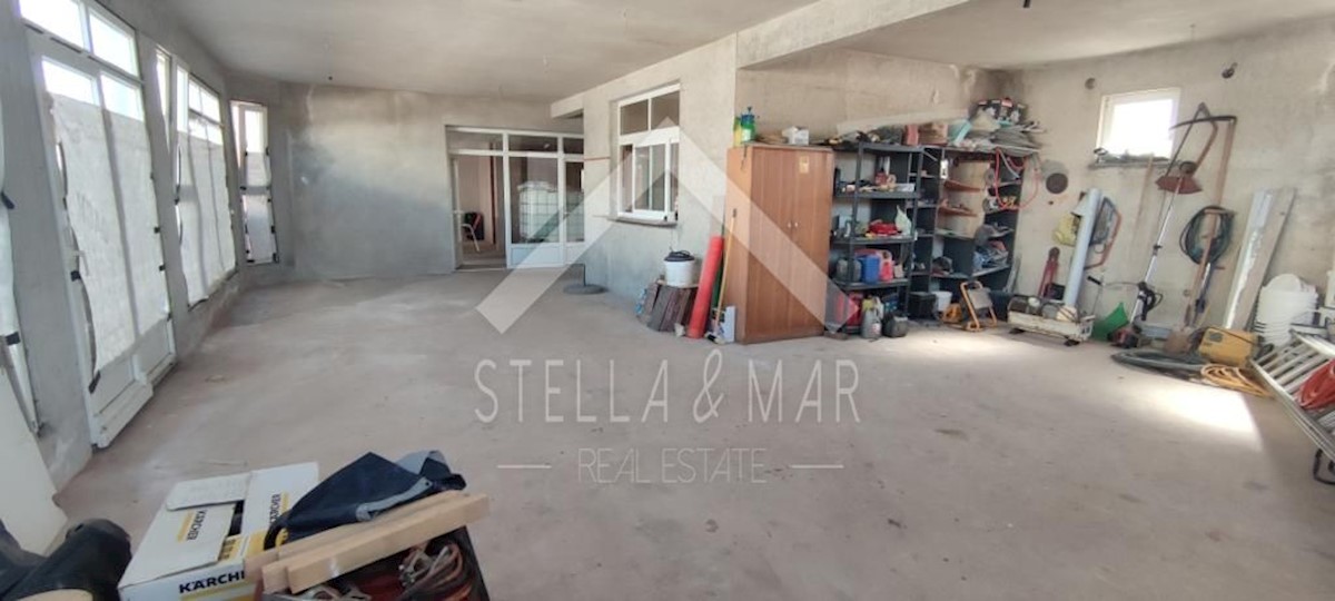 Maison À vendre - ZADARSKA  VIR 