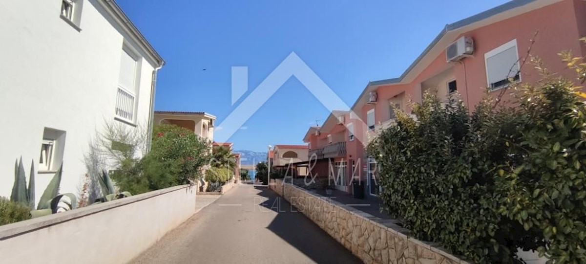 Maison À vendre - ZADARSKA  VIR 