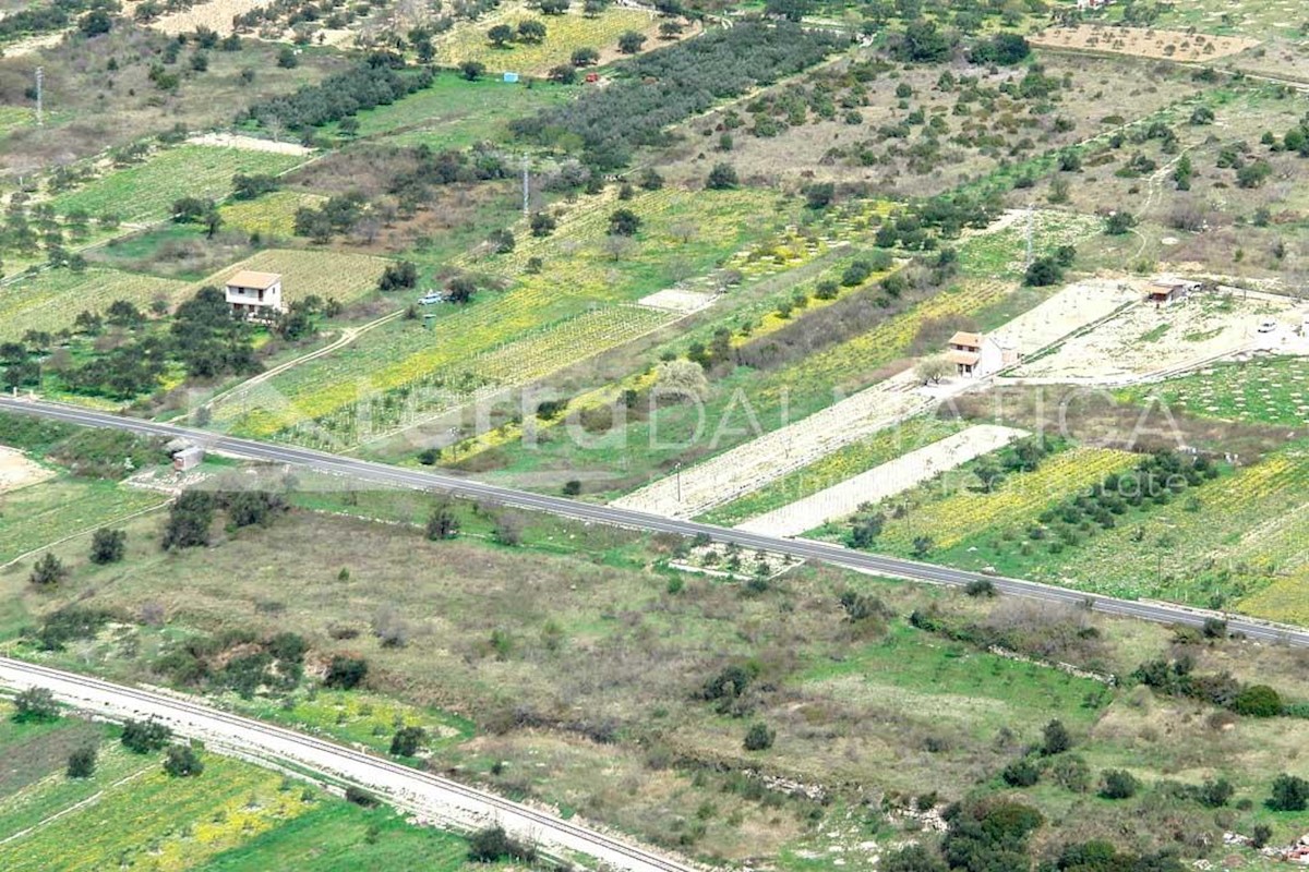 Land For sale - ŠIBENSKO-KNINSKA  ŠIBENIK 