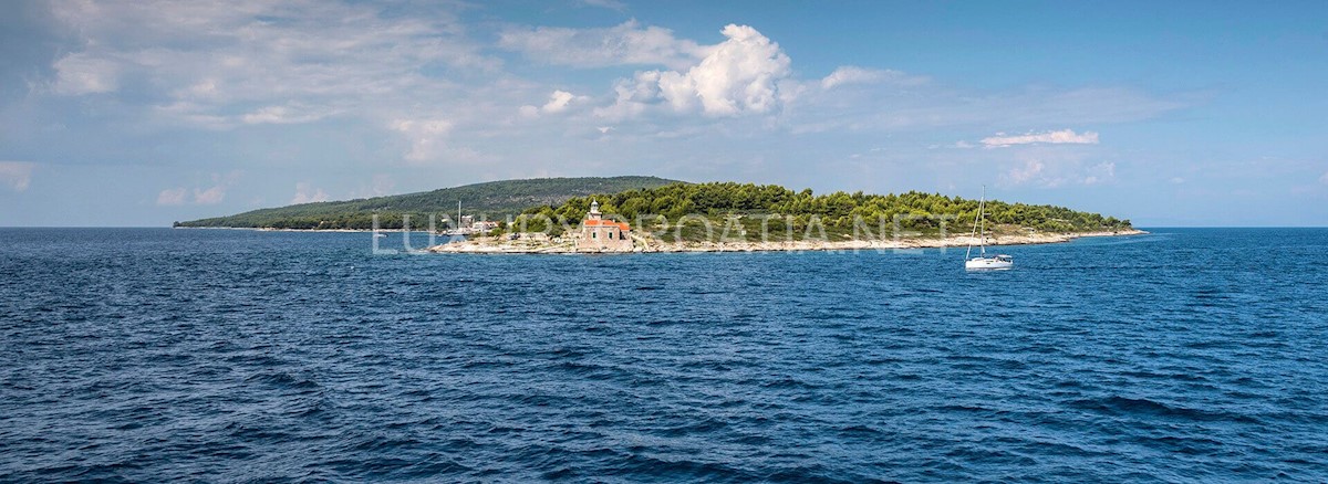 Pozemok Na predaj - SPLITSKO-DALMATINSKA  HVAR 