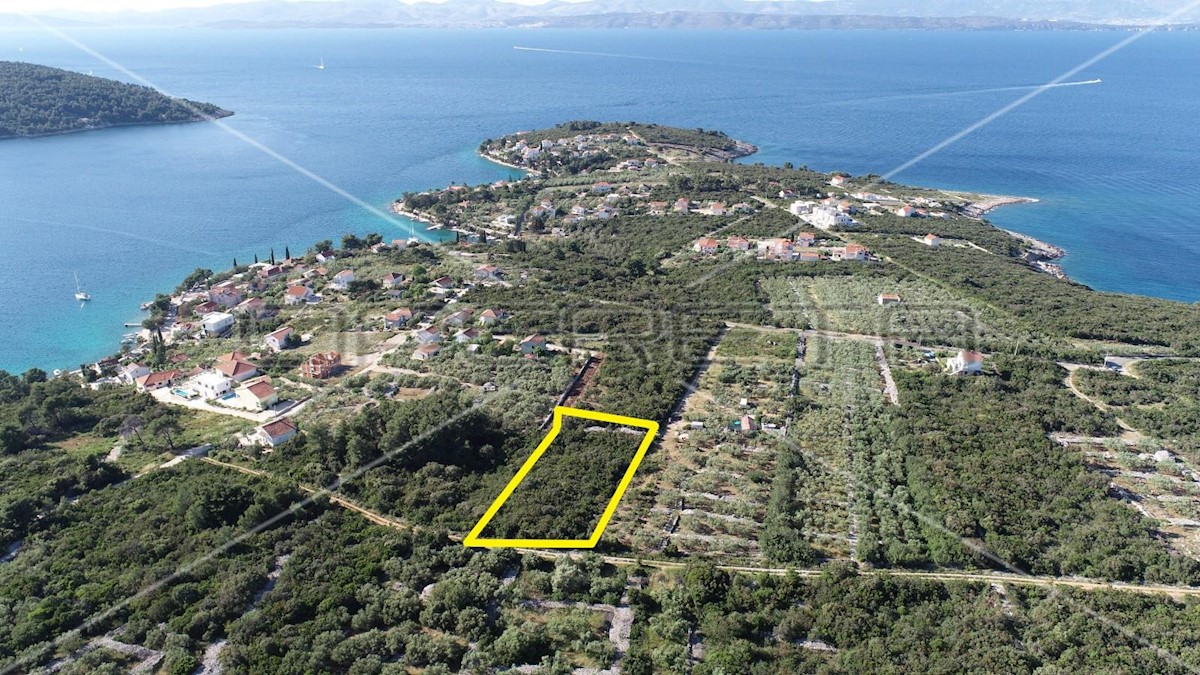 Land For sale - SPLITSKO-DALMATINSKA  ŠOLTA 