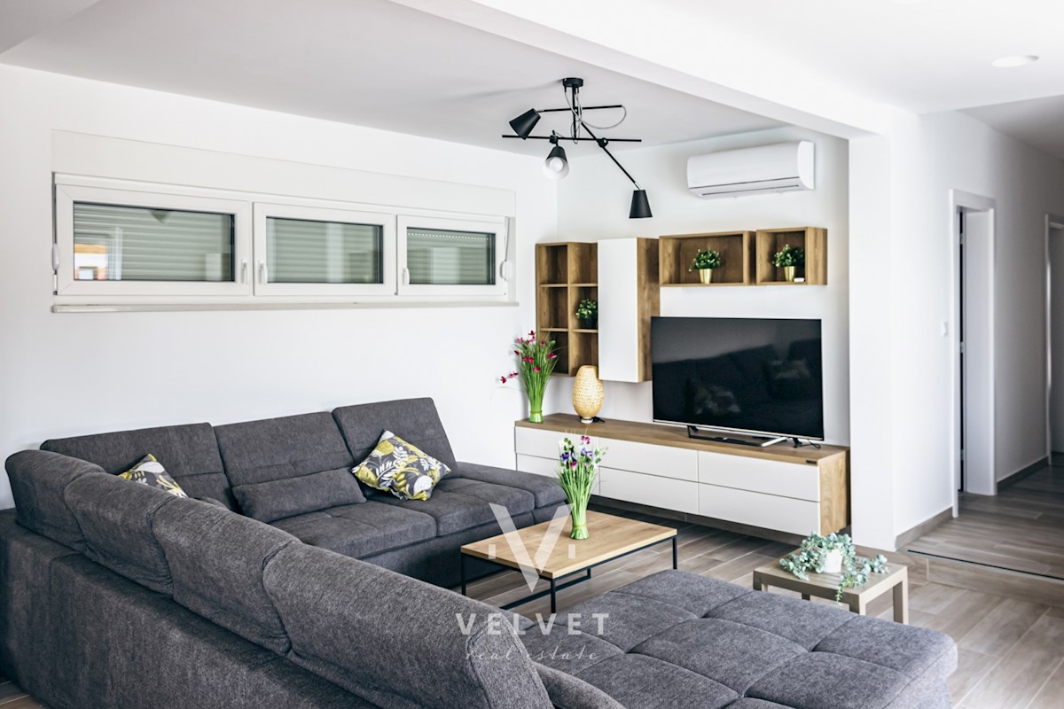 Casa In vendita - ISTARSKA  SVETVINČENAT 