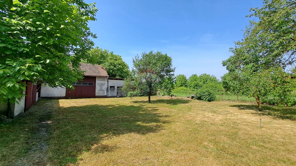 Casa In vendita - GRAD ZAGREB  ZAGREB 