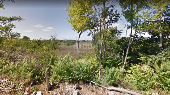 Terrain à vendre 1200 m² – Privlaka