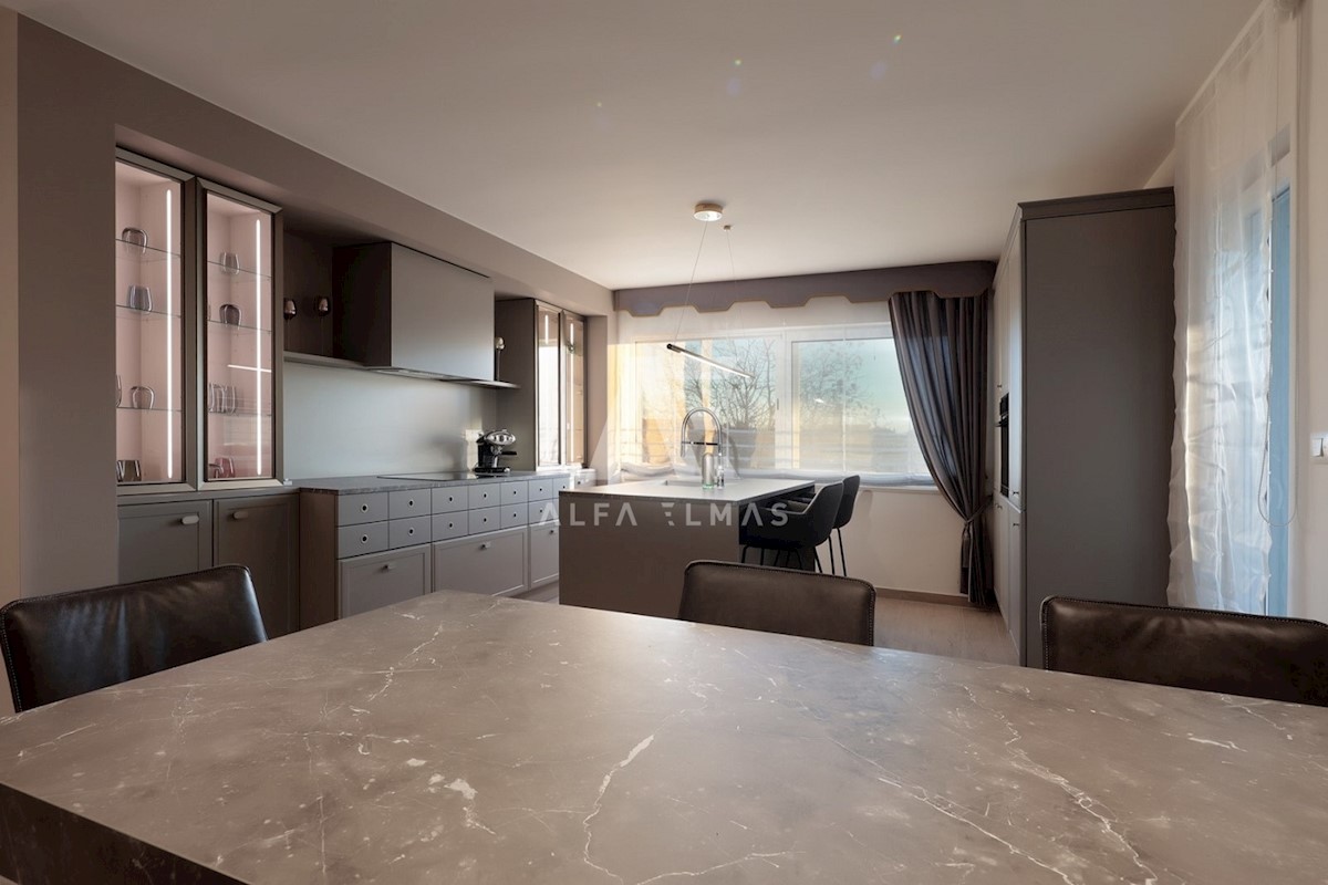 Flat For sale - ISTARSKA  ROVINJ 