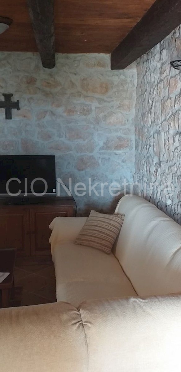 Dom Na sprzedaż - SPLITSKO-DALMATINSKA  LOVREĆ 