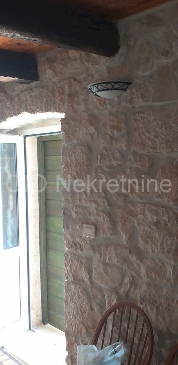 Dom Na sprzedaż - SPLITSKO-DALMATINSKA  LOVREĆ 