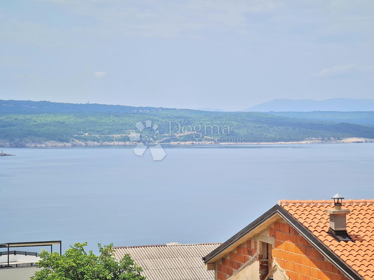 Stan Na prodaju - PRIMORSKO-GORANSKA  CRIKVENICA 