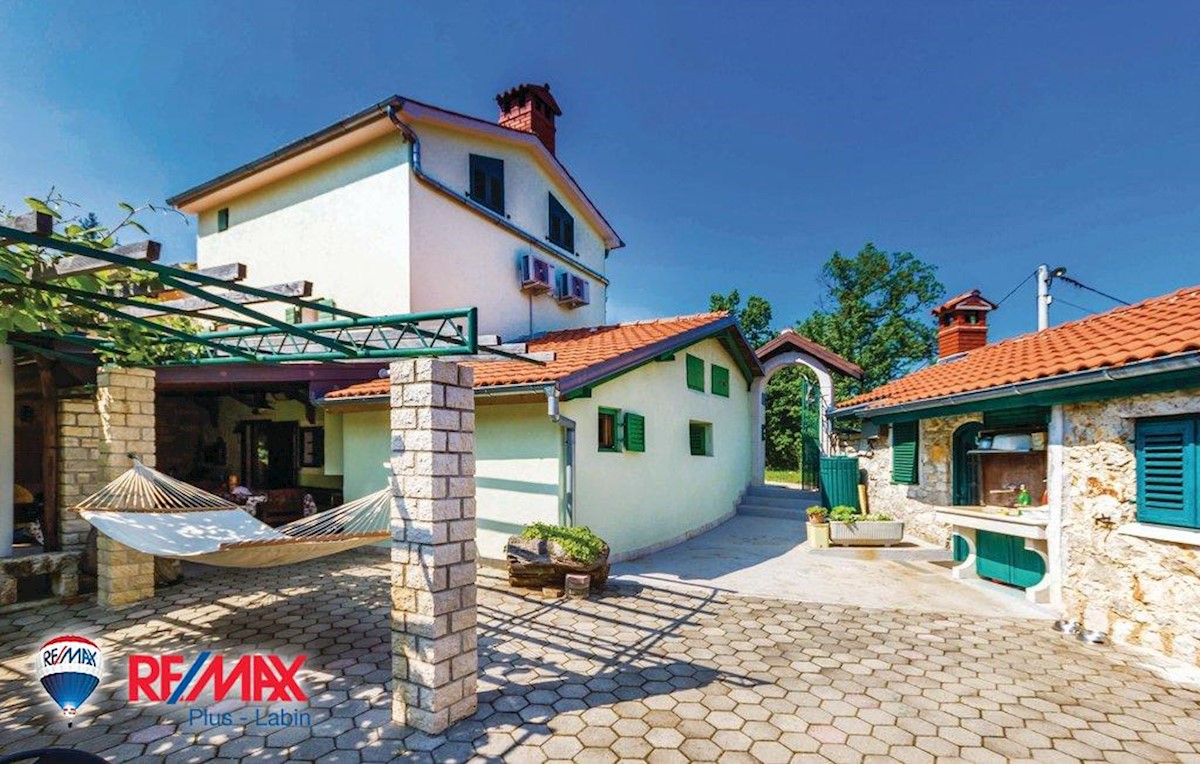 Casa In vendita - PRIMORSKO-GORANSKA  MOŠĆENIČKA DRAGA 