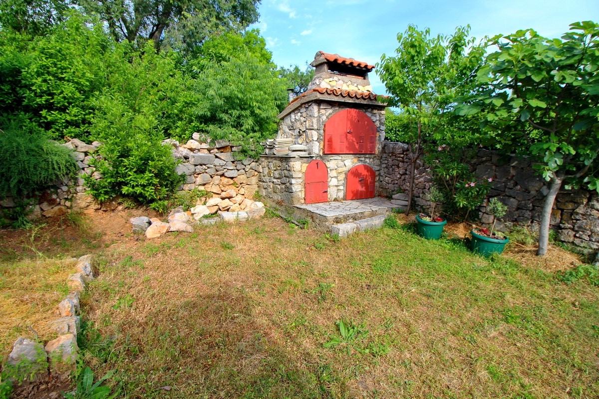 Dom Na predaj - PRIMORSKO-GORANSKA  CRIKVENICA 