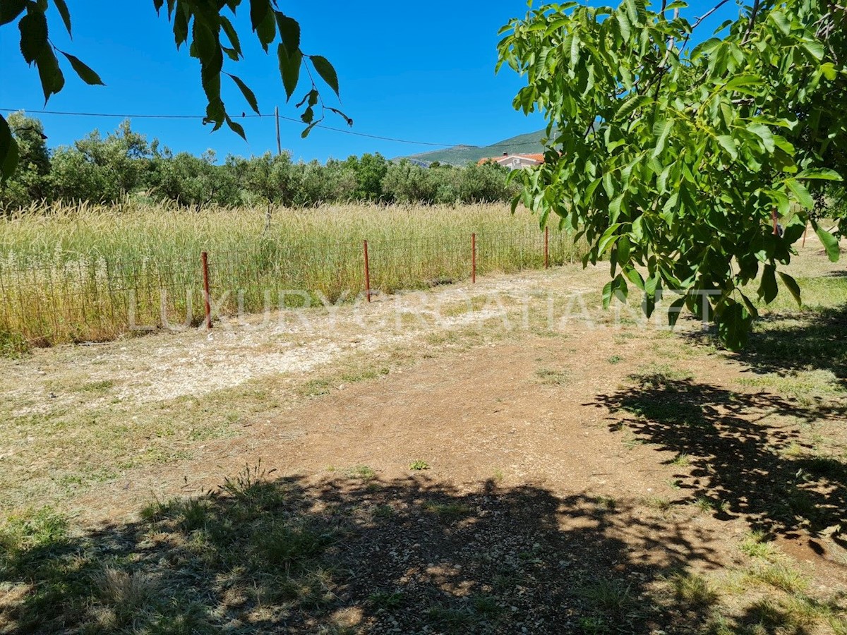 Land For sale - SPLITSKO-DALMATINSKA TROGIR